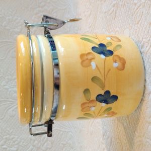 California Pantry Classic Ceramics Flowered Canister with Attached Clip-Down Lid